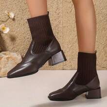 女士复古拼接针织弹力踝靴，2024秋冬新款，英伦风时尚方头百搭舒适中跟修身粗跟踝靴，方便穿脱 - 棕色 - 查看 4