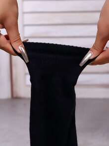 女士弹力袜靴，百搭过膝中筒靴，韩版ins风骑士靴，圆头套脚休闲低跟平底靴，纯色复古机车靴，秋冬派对必备 - 黑色 - 查看 7