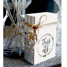 قطعة واحدة من مجموعة كتب زخرفية خشبية، كتب مزيفة ريفية بلون أبيض وأسود مشوه مزينة بخرز وشرابات، مصنوعة يدويًا من خشب الأرز مع شعارات إلهامية، بشكل مستطيل قابل للتثبيت، مناسبة لطاولة القهوة والمدفأة والرف والصينية وغرفة المعيشة ومكتب المنزل والمكتب والدراسة والرف الكتب والعرض على الطاولة، هدية عيد الميلاد والزفاف والاحتفال بالمنزل الجديد، بطراز قديم وحديث وبسيط وفني ديكو، ديكور منزلي عام - متعدد الألوان - مشاهدة 3