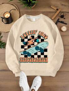 男童服装。男童滑板标语印花圆领卫衣 - 柔软舒适，可机洗，百搭实用。适合上学、度假和购物穿着。简约百搭，春、秋、冬三季皆宜。