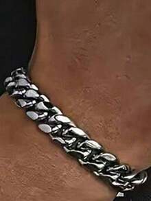 1 件银色粗链手链，带 OT 扣，适合音乐节、生日、惊喜