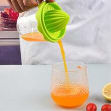 Exprimidor de cítricos naranja, exprimidor manual de limón con filtro y recipiente de color aleatorio
