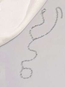 1pc Minimalist Fashion Metal Lip Shaped Chain Linked Finger Ring Bracelet - Silver - View 3