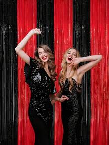 2 tấm phông nền tua rua lá đỏ và đen - Dùng cho sinh nhật, lễ tốt nghiệp, sự kiện vũ trường, Halloween, Giáng sinh, lễ tình nhân và kỷ niệm - Nhiều màu - Xem 4