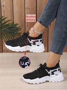 2025 新款女士休闲运动鞋 - 独特豹纹 + 厚底设计，百搭，适合所有季节