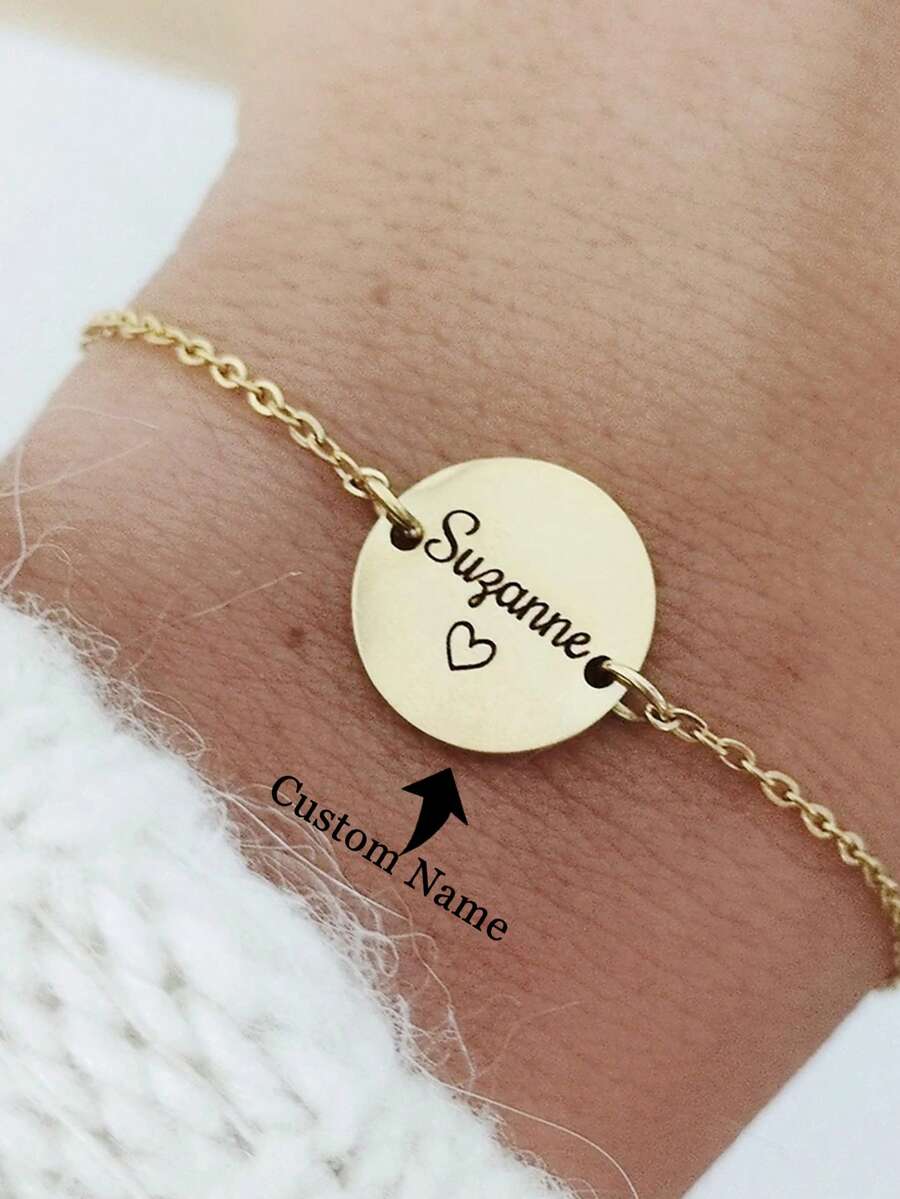 个性化手链，采用不锈钢链条和刻字吊坠。开学季送给朋友的珠宝礼物。 - 彩色 - 查看 1