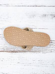 صنادل بحزام متقاطع بتصميم زهرة عباد الشمس، بطراز بوهيمي أنيق وشبابي، مريحة وقابلة للتنفس، سهلة الارتداء والخلع، مناسبة للفساتين والشاطئ والحفلات والمواعيد أو الارتداء اليومي، باللون الخاكي