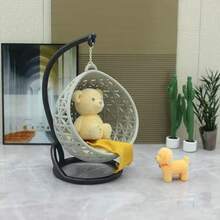 1件1:30比例娃娃屋悬挂式花篮装饰 - 微型家具配件 - DIY沙箱建筑材料秋千椅模型 - 节日小礼物 - 彩色 - 查看 3