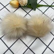 2 Stücke 10cm Kunstfell Bommel mit Gummischlaufe, DIY Accessoires für Mützen, Schlüsselanhänger, Schals, Handschuhe, Taschen - Verschiedenfarbig - Übersicht 3