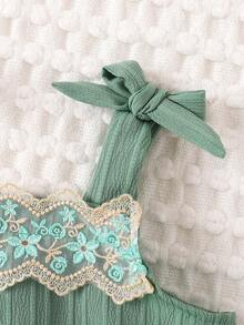 2pcs/Set Girls Casual Floral Ruffle Trim + 3D Bow Decoration Camisole & Loose Floral Ruffle Trim Pants Outdoor Suit, Spring/Summer - Green - View 3
