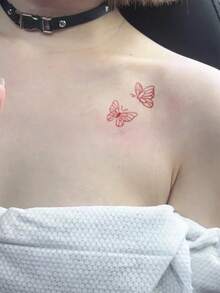 1 件简约艺术红色蝴蝶图案临时纹身，防水防汗，持续 1-3 天，适合女性，可贴于锁骨或手腕