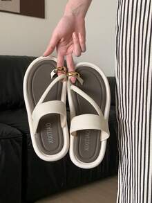 XIXITIAO 女士户外软底人字拖，百搭纯色沙滩凉鞋，法式简约风格平底方头轻便舒适休闲家居拖鞋，适合海滩/户外/派对等场合 - 米白色拼色夾趾 - 查看 6