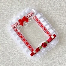1 buah Sarung Kartu Dekorasi Renda Buatan Tangan, Bingkai Luar Pelindung Foto 3 Inci, Kotak Penyimpanan Kartu, Bingkai Dekoratif Pita Kain, Penutup Pelindung Koleksi Gambar, Cangkang Luar Koleksi Anime, Casing Pelindung Dekoratif Gambar, Sarung Pelindung Penyimpanan Foto, Bingkai Luar Gambar Idola, Cangkang Dekorasi Pita Lipit, Kotak Pelindung Pajangan Foto - A - View 5