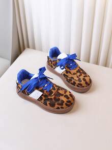 1 双男女款豹纹返校儿童舒适休闲户外运动鞋，适合春秋季 - 棕色 - 查看 1