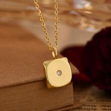 1pc Quirky Dice 1-6 Dot Design Zirconia Necklace For Women, Fashionable Commuting Style Everyday Wear Gold Jewelry