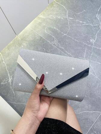 Europeisk och amerikansk trendig enkel middagskuvertväska, tillverkad av högkvalitativ PU, elegant designad för ädla kvinnor, axelväska och crossbody-väska med enkel kedja, viktiga bröllopsartiklar, perfekt matchande med examensklänning, balklänningar, perfekt matchande med brudföljet, bästa valet av elegant väska för bruddusch