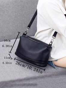 休闲百搭简约多口袋多层斜挎包 - 黑色 - 查看 6
