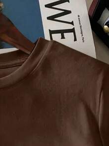 女孩与马卡通印花圆领短袖T恤，春夏休闲童装 - 棕色 - 查看 3