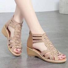 Summer Women's Chunky Gladiator Sandals | Cloud Comfort Footbed & Arch Support | Boho Strappy Design In Sizes US 6-10.5 (Euro 35-43) - Outdoor Beach To Street Shoes Black/Gold Women Shoes - 金色 - 查看 6