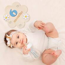 1 Set Baby 1-12 Months Wooden Flower Milestone Photography Props, Growth Record, Double-Sided Milestone Pendant, Monthly Milestone Cards, Newborn Monthly Milestone Wooden Cards - Blue Numbers - View 4