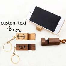 定制 1 件木质手机支架/钥匙扣 - 雕刻字母风格 - 个性化旅行必备 - 带饰物的手机/Kindle 握把 - 男女通用节日配件 - 圣诞节/情人节礼物