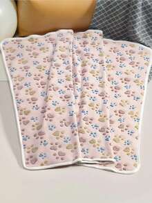 بطانية من الفلوفيل المرجاني ذات بصمة قدم حيوانات أليفة قطعة واحدة ، وسادة بطانية دافئة خفيفة الوزن لاستخدام القطط والكلاب متوسطة وصغيرة الحجم على مدار العام