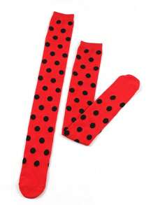 Un par de medias decoradas con lunares rojos, ropa decorada con lunares tipo mariquita, adecuado como accesorios de disfraz para fiestas festivas, bailes de maquillaje, uso en Halloween, regalos, cosas lindas.