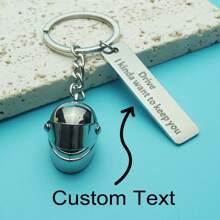 个性化不锈钢摩托车头盔钥匙扣，时尚头盔形状钥匙扣，定制雕刻姓名字母饰物钥匙圈包包吊坠钥匙链独特的生日礼物，适合自行车爱好者、学校用品、返校、学校礼物