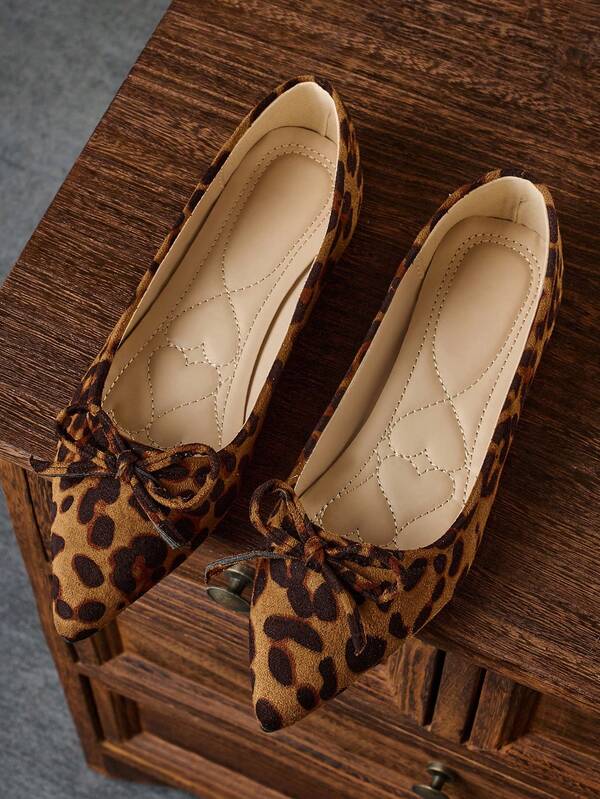 Women's Fashion Pointed Toe Slip-On Shoes, Leopard Print, Casual Office Wear, Versatile, Outdoor, High-End Aesthetic, Flat Shoes, Ballet Flats, Party, Wedding, Slip-On