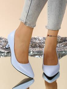 女士时尚休闲一脚蹬高跟鞋，适合通勤、度假、婚礼、派对、办公、时尚穿搭、春夏穿着。