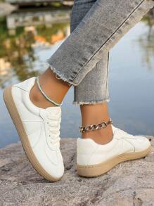 时尚女式白色运动鞋，带闪光装饰 - 轻便、系带、低帮设计，超细纤维面料，舒适的织物衬里和耐用的鞋底 - 百搭四季鞋类，百搭耐磨鞋|时尚运动鞋|现代材料，女式撞色运动鞋，休闲系带低帮平底运动鞋，轻便日常穿着大码步行鞋 - 米色 - 查看 5