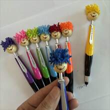 Pix cu bilă personalizat cu mop, pix decorativ cu cap de mop distractiv cu păr pufos pentru scris și clic, pix portabil drăguț cu desene animate multifuncțional cu semnătură, cu buton cu cap de păpușă de pluș, față zâmbitoare, pix tactil cadou, pix de scris, sezonul înapoi la școală