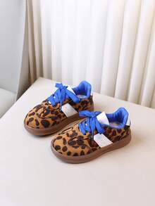 1 双男女款豹纹返校儿童舒适休闲户外运动鞋，适合春秋季 - 棕色 - 查看 2