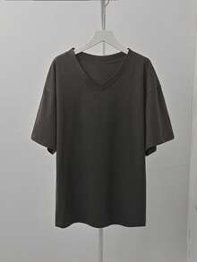 复古V领宽松短袖T恤，休闲修身