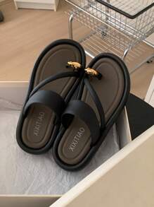 XIXITIAO 女士户外软底人字拖，百搭纯色沙滩凉鞋，法式简约风格平底方头轻便舒适休闲家居拖鞋，适合海滩/户外/派对等场合