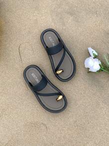 XIXITIAO 女士户外软底人字拖，百搭纯色沙滩凉鞋，法式简约风格平底方头轻便舒适休闲家居拖鞋，适合海滩/户外/派对等场合