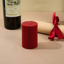 一套罗纹柱形蜡烛（1支），尺寸：1.96英寸、3.93英寸、7.87英寸、5.9英寸，大号大豆蜡香氛柱形蜡烛，优雅罗纹现代家居装饰，适用于浴室和客厅（红色） - 彩色 - 查看 11