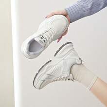 女士新款厚底运动鞋，轻便休闲鞋，小白鞋，网球鞋，百搭跑鞋，可爱时尚轻便厚底运动鞋 - 灰色 - 查看 6