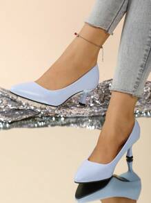 女士时尚休闲一脚蹬高跟鞋，适合通勤、度假、婚礼、派对、办公、时尚穿搭、春夏穿着。