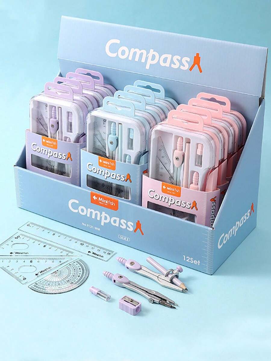 Un set de 9 instrumente de desen pentru elevi, rechizite de matematică și geometrie, inclusiv compas, rigle, triunghiuri, raportoare, rigle, ascuțitoare și creioane.