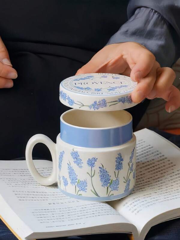 1pc Hand-Painted Dreamy Floral Ceramic Mug With Lid, French Chic Latte/Coffee Mug With Lid, Vintage Countryside Milk/Afternoon Tea Mug With Lid, High-Quality Birthday Gift, Suitable For Restaurant, Living Room, Cafe, Gift