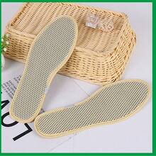 El carbón de bambú no se deforma al lavarse, es transpirable para plantillas deportivas, desodoriza y es transpirable para plantillas de verano