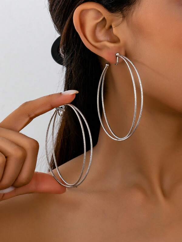 1 Pair European & American Fashion Double Circle Cross Vintage Matte Clip-On Earrings For Women, Suitable For Vacation & Party, Exaggerated Silver Large Hoop Clip Earrings, Comfortable Elastic Clip-On Design (Clip Tightness Can Be Manually Adjusted, Not A Quality Issue)