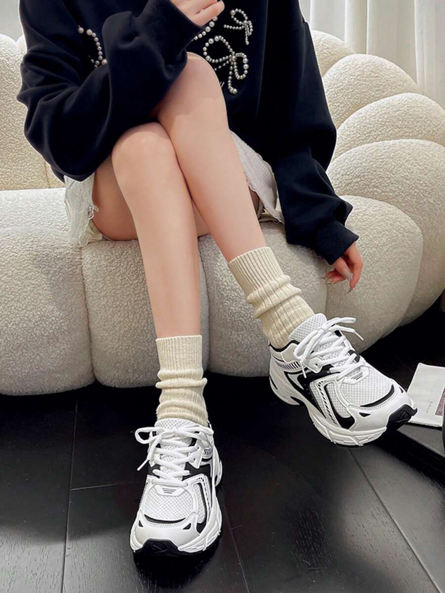 New Unisex Casual Sneakers, Fashion Chunky Sneakers, Versatile Couple Shoes, Suitable For All Seasons - Black and White - View 1