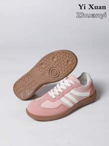 Pereche de pantofi sport casual pentru femei, cu cataramă metalică, piele ecologică, cu șireturi, confortabili, la modă, noi pentru toamna 2025