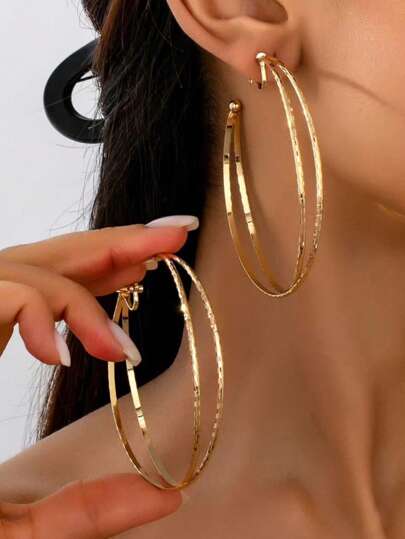 1 Pair European & American Fashion Double Circle Copper Cross Vintage Snake Skin Texture Clip-On Earrings For Women, Suitable For Vacation, Party, Exaggerated Gold Hoop Clip Earrings, Comfortable Elastic Ear Clips