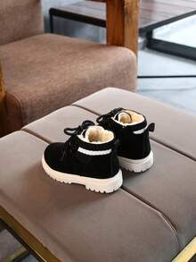 1 par de botas de caña baja de unicolor, cálidas y de felpa, con puntera redonda, de moda para niños, unisex, cómodas, con cordones, para uso casual al aire libre, adecuadas para otoño/invierno (el tamaño es talla grande pequeño de lo normal)