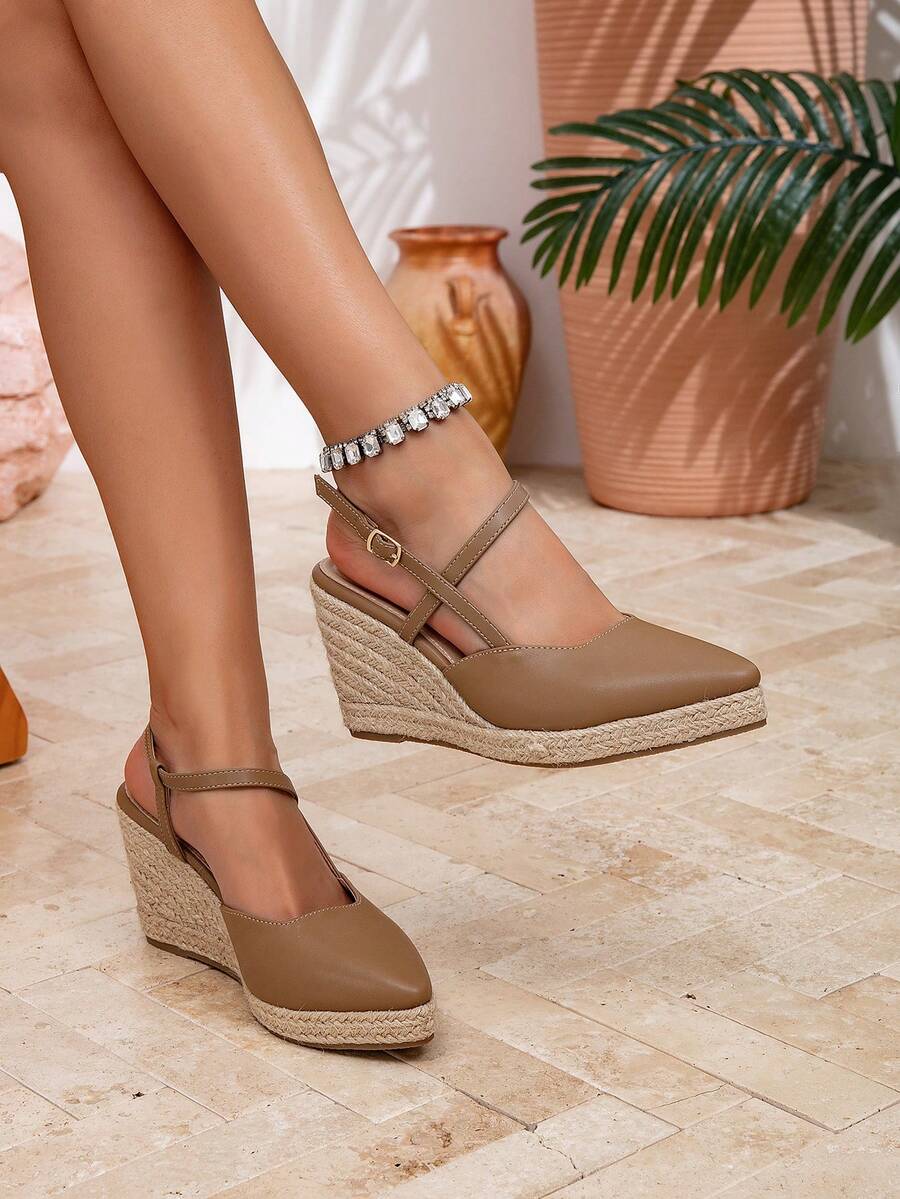 Women's Brown Woven Wedge Platform Pointed Toe Casual Bohemian Style Slip-On Shoes - Brown - View 1