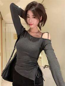 系带肩部镂空长袖修身 T 恤，不对称下摆性感套头衫 - 灰色 - 查看 1