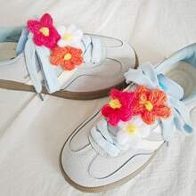 2 件鞋配件，新款糖果色针织花，可拆卸鞋带装饰扣，适用于运动鞋/靴子/休闲鞋/篮球鞋和其他服装，多用途 DIY 配件 - 米色 - 查看 3